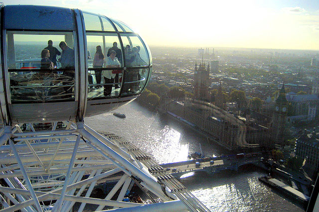 Londres_Vambora_wallygFlickr Vista completa de Londres, no topo da London Eye. Foto: wallyg, Flickr