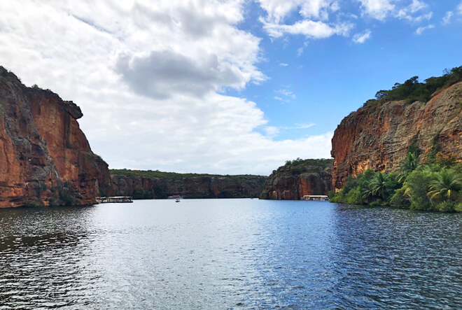 Passeio de barco pelo Canion do Xingo em Sergipe